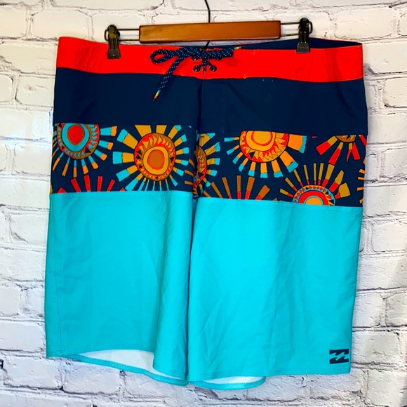 Billabong Blue Red Platinum X Board Shorts Size 38